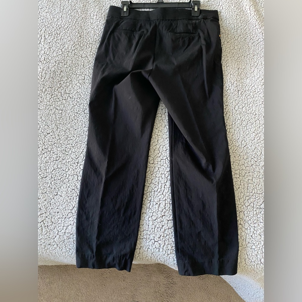 Cropped size 8 black Liz Claiborne slacks